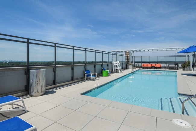 Photo - Ellis Bethesda