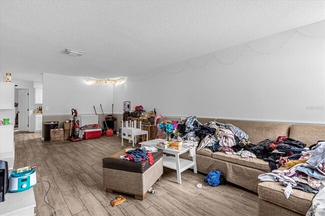 1267 Woodman Way