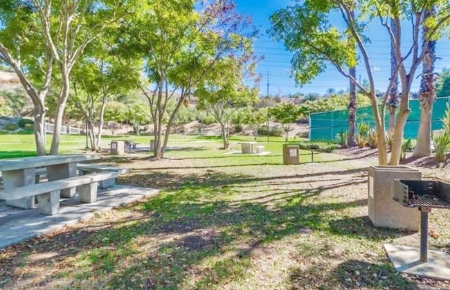 Photo - 10194 Wateridge Cir unit 152