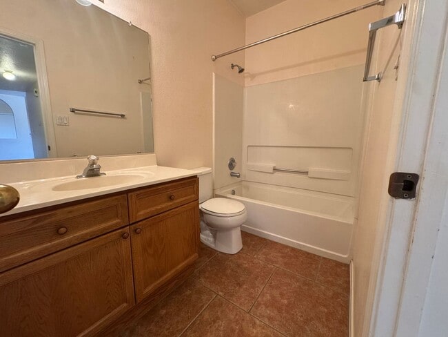 Photo - Cute Northwest Townhome!