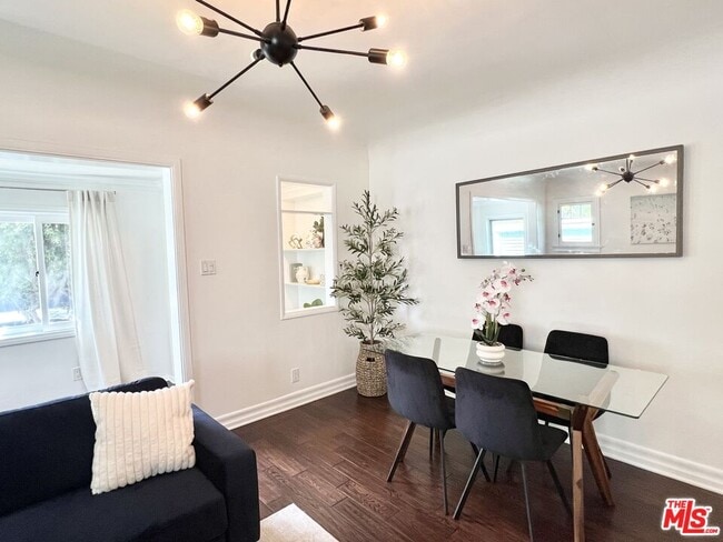 Photo - 7865 Willoughby Ave