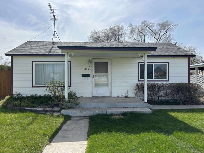 Building Photo - 805 7th Ave N Rental
