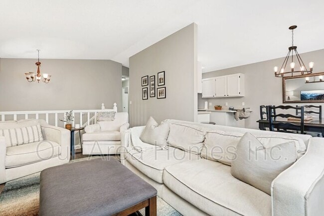 Photo - 5635 Sanibel Dr