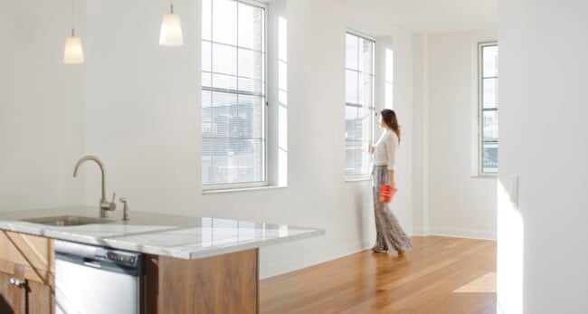 Photo - Providence G