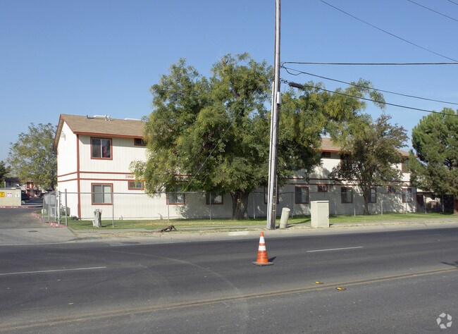 Photo - 2060 S Maple Ave