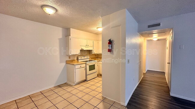 Photo - 708 NE 27th St Unit 3