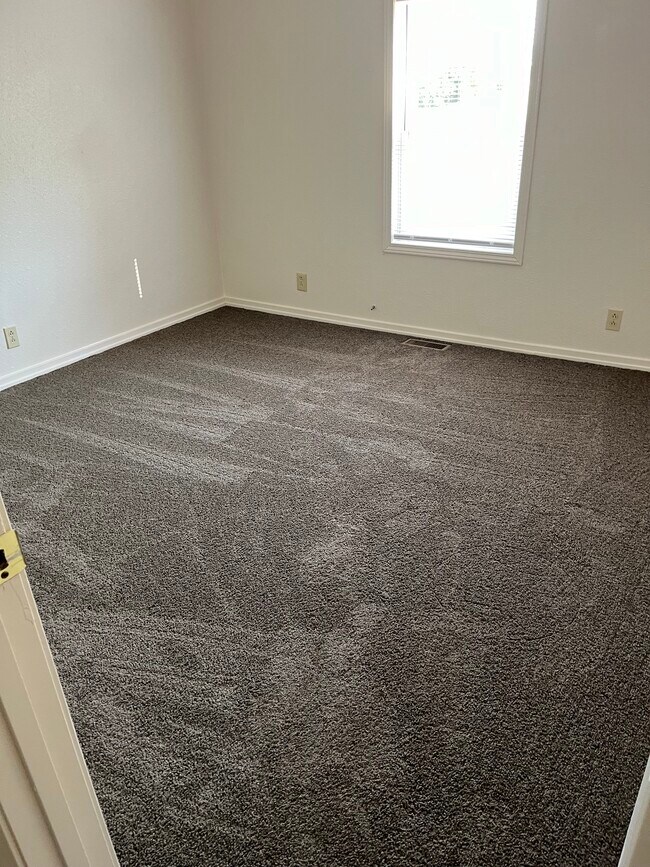 Photo - 14330 Highway Z Unit Duplex 4