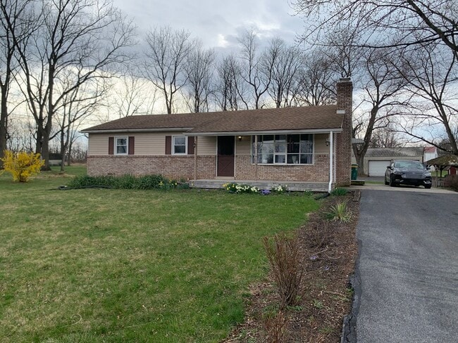 Photo - 3 BR Country Home