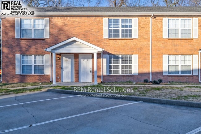 Building Photo - Modern 2BR Townhome Near MTSU, Washer & Dryer Included