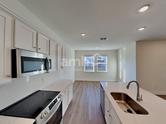 Photo - 5999 Sycamore Pl St