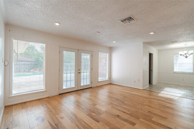 Photo - 12910 Shady Knoll Ln