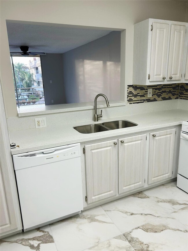 Photo - 406 NW 68th Ave Unit 307