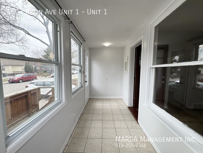 Photo - SPACIOUS 1 BD/ 1 BATH - DOWNTOWN ALL INCLUSIVE W/$50 CAP! Unité 1