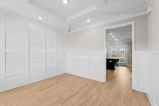 Photo - 3125 Venetian Dr