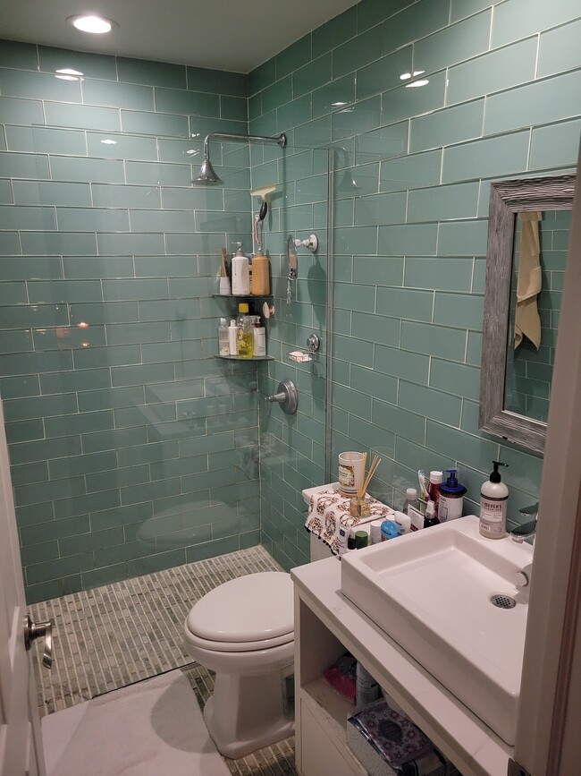 Photo - 603 55th St Unit 211