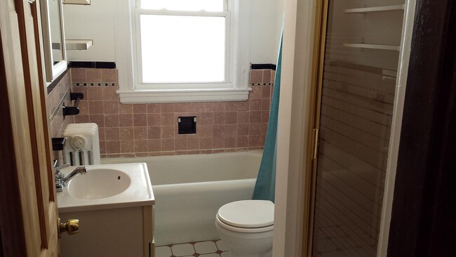 Photo - 22 Commonwealth Ter Unit 1