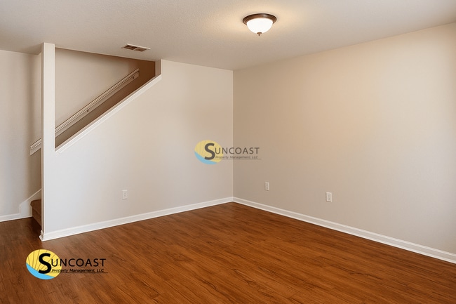 Photo - 8400 Oden Ave