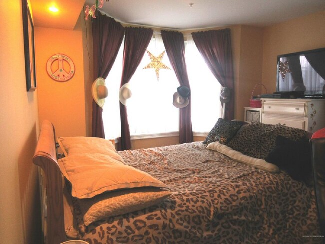 Photo - 2 New Gotham Rd Unidad 2