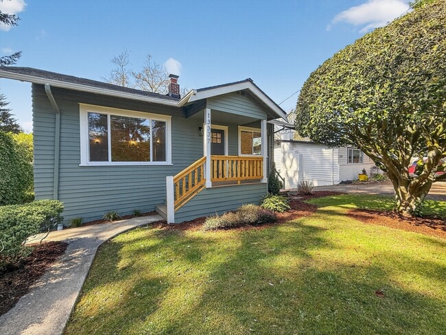 Photo - 13337 30th Ave NE