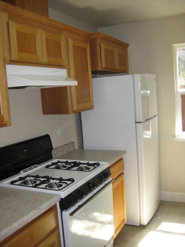 Photo - Great home and location on 3rd and Ash