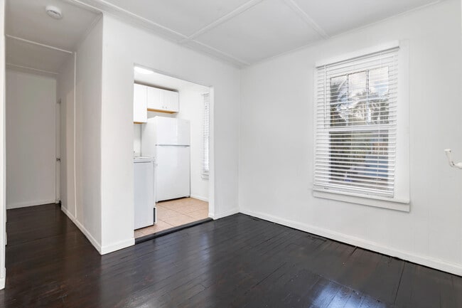 Photo - 204 Conniston Rd Unit Upstairs Apartment