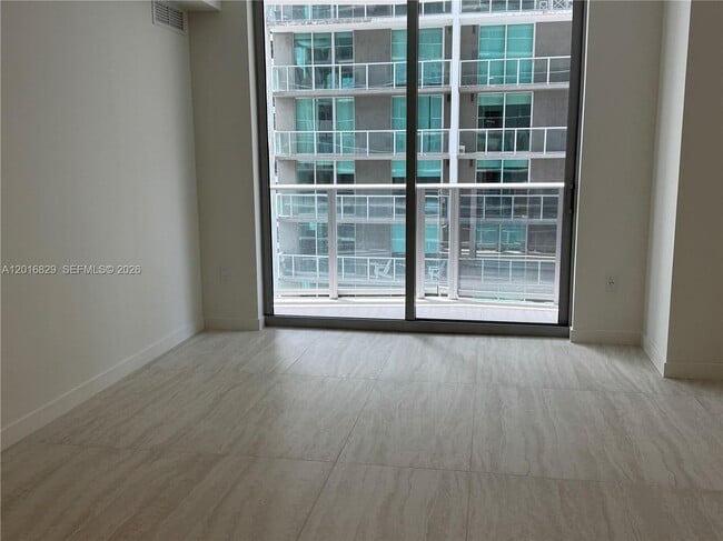 Photo - 77 SE 5th St Unit 2010