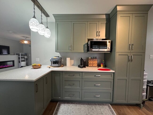 Photo - 21545 Campbell Av