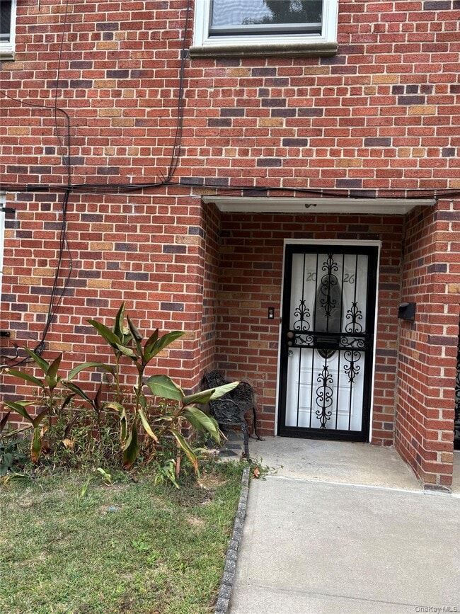 Building Photo - 20-26 Plainview Ave Unit 2026