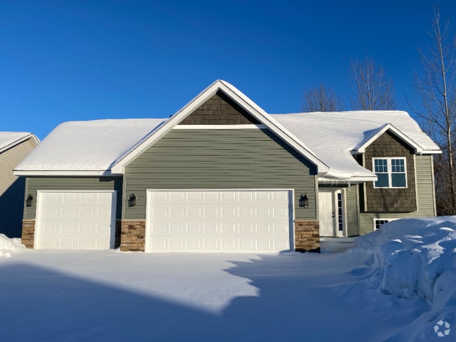 Building Photo - 2339 8th Ln SE Rental