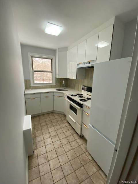 Building Photo - 3 Winchester Ave Unit 1A