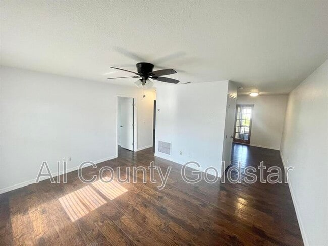 Photo - 9490 Tacoma Ave Unit Apt A