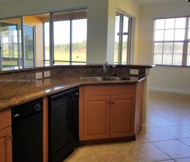 Photo - 8255 NW 128th Ln