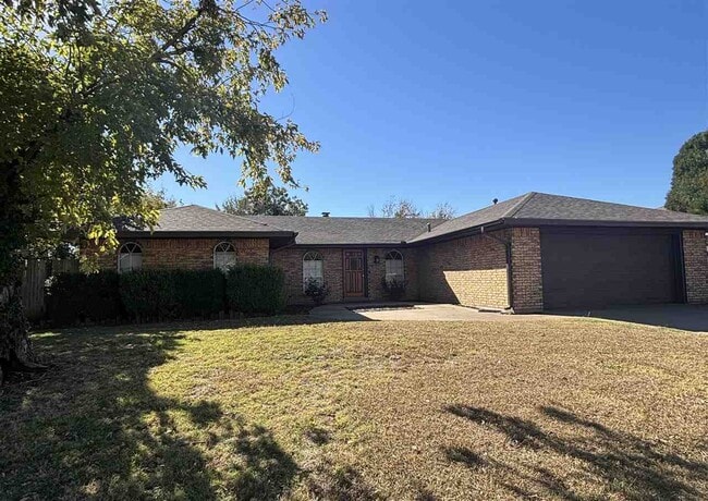 Building Photo - 7816 NW Baldwin Ave