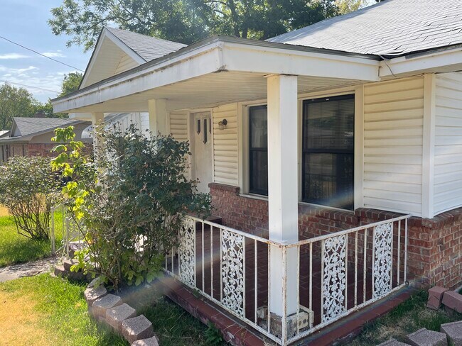120 Carthel St