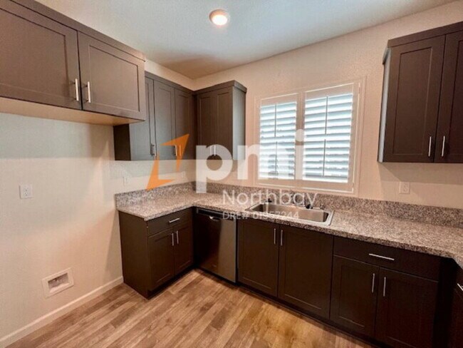 Photo - 1476 Descanso Ln