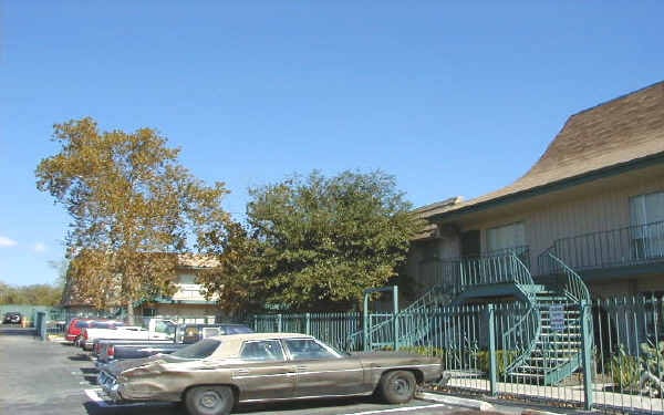 Photo - Canlen West Apartments