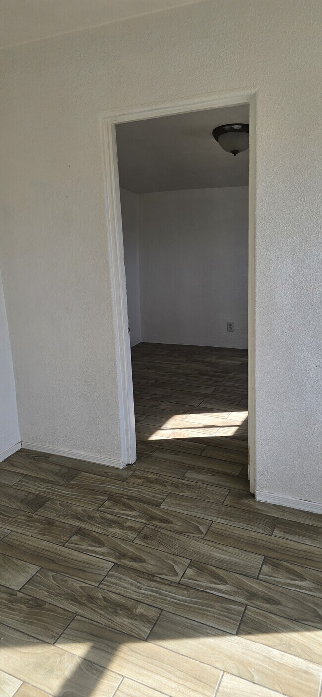 Photo - 315 W Palma St