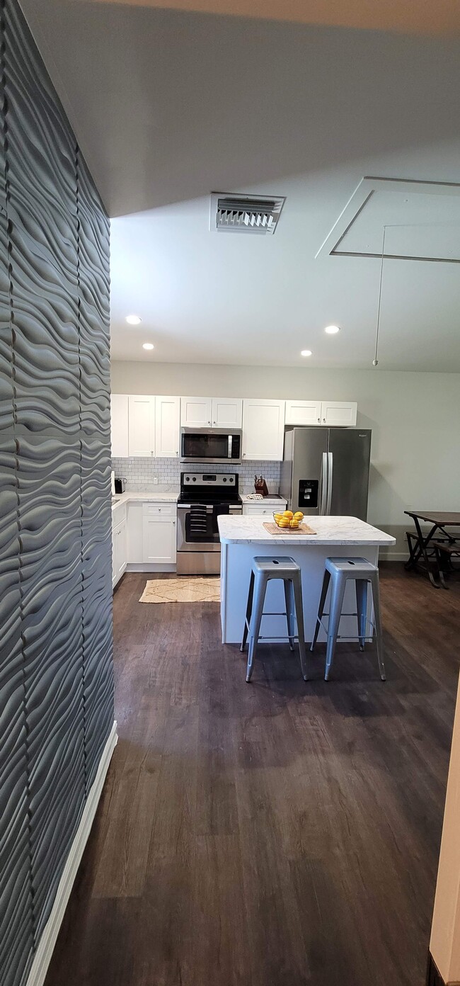 Photo - 1616 20th St SW