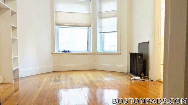 Photo - 26 Hemenway St Unit 5