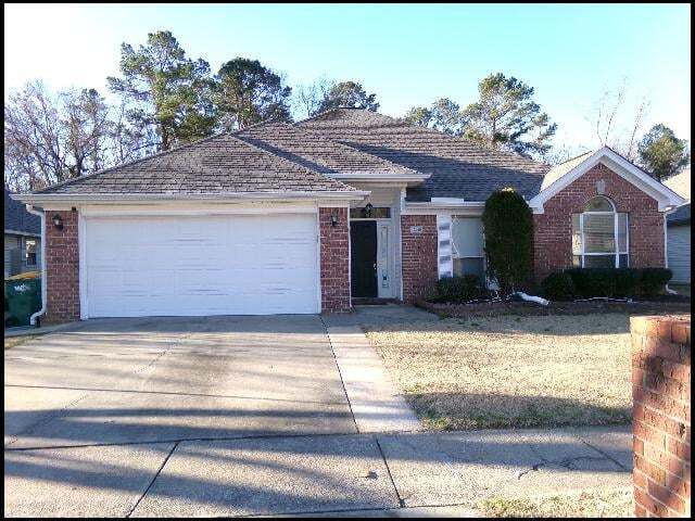 Building Photo - 12915 Misty Creek Dr