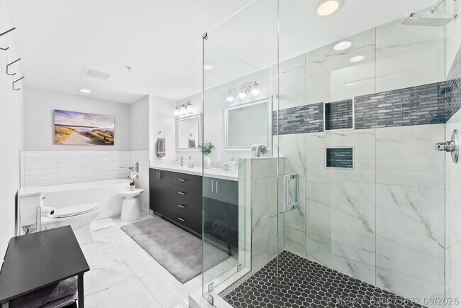Photo - 350 SE 2nd St Unit 2250
