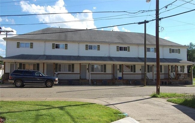 Building Photo - 209 Maryland St Unit Tilt