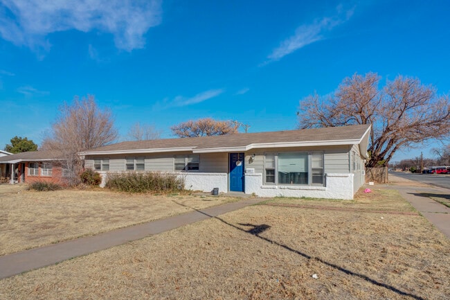 Photo - 4202 44th St