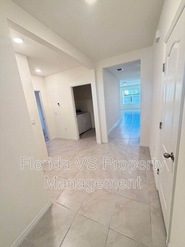 Photo - 804 Horsetail Dr