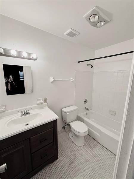 Photo - 412 NE 4th St