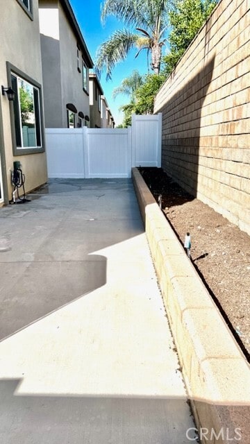 Photo - 649 E Madeleine Privado