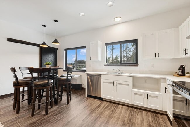 1840 Baker Ave Unit 304