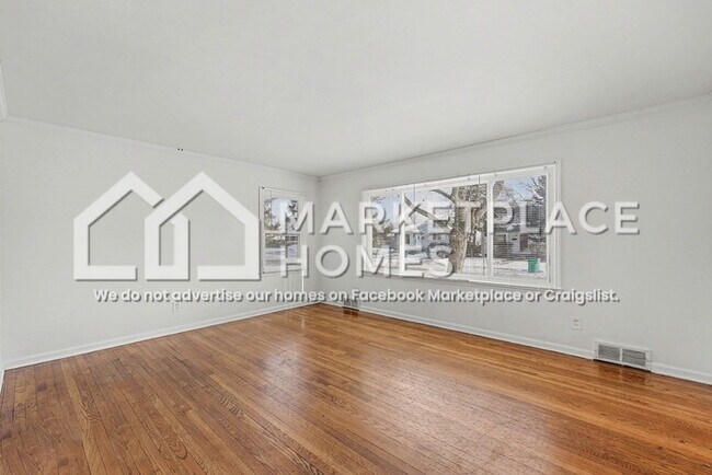 Photo - 24865 Grove Ave