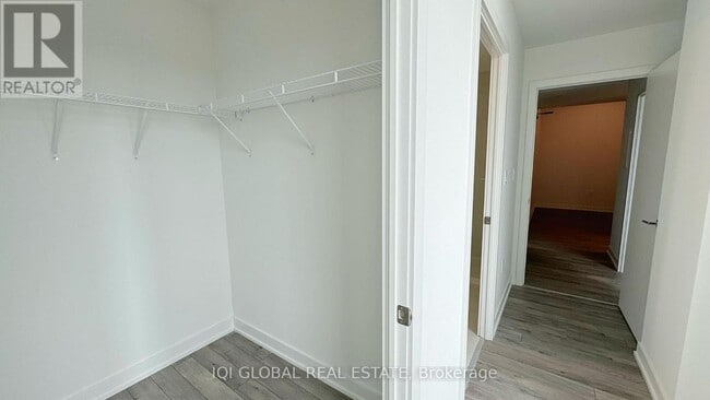 Photo - 1005 Dundas St E Unit 556