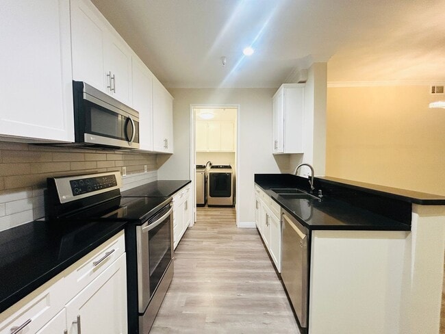 Photo - Barcelona Towers Condo Community In Koreatown Offering Spacious Two Bedroom